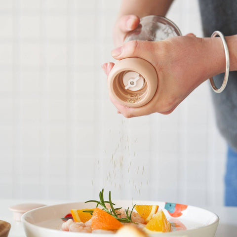 Minimalistic Salt and Pepper Grinder